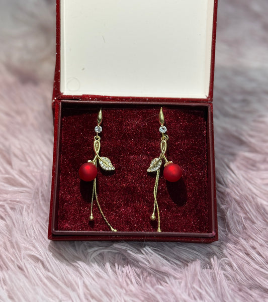 ✨Korean style Cherry & Leaf dangle earring ✨