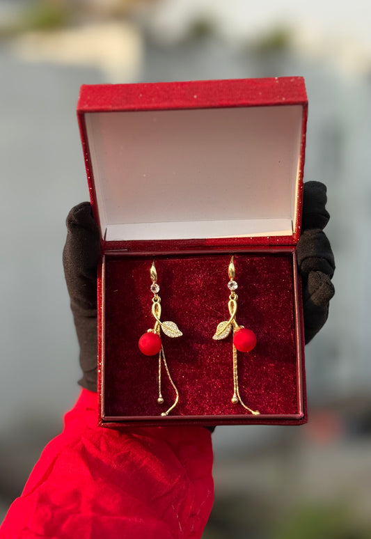 ✨Korean style Cherry & Leaf dangle earring ✨