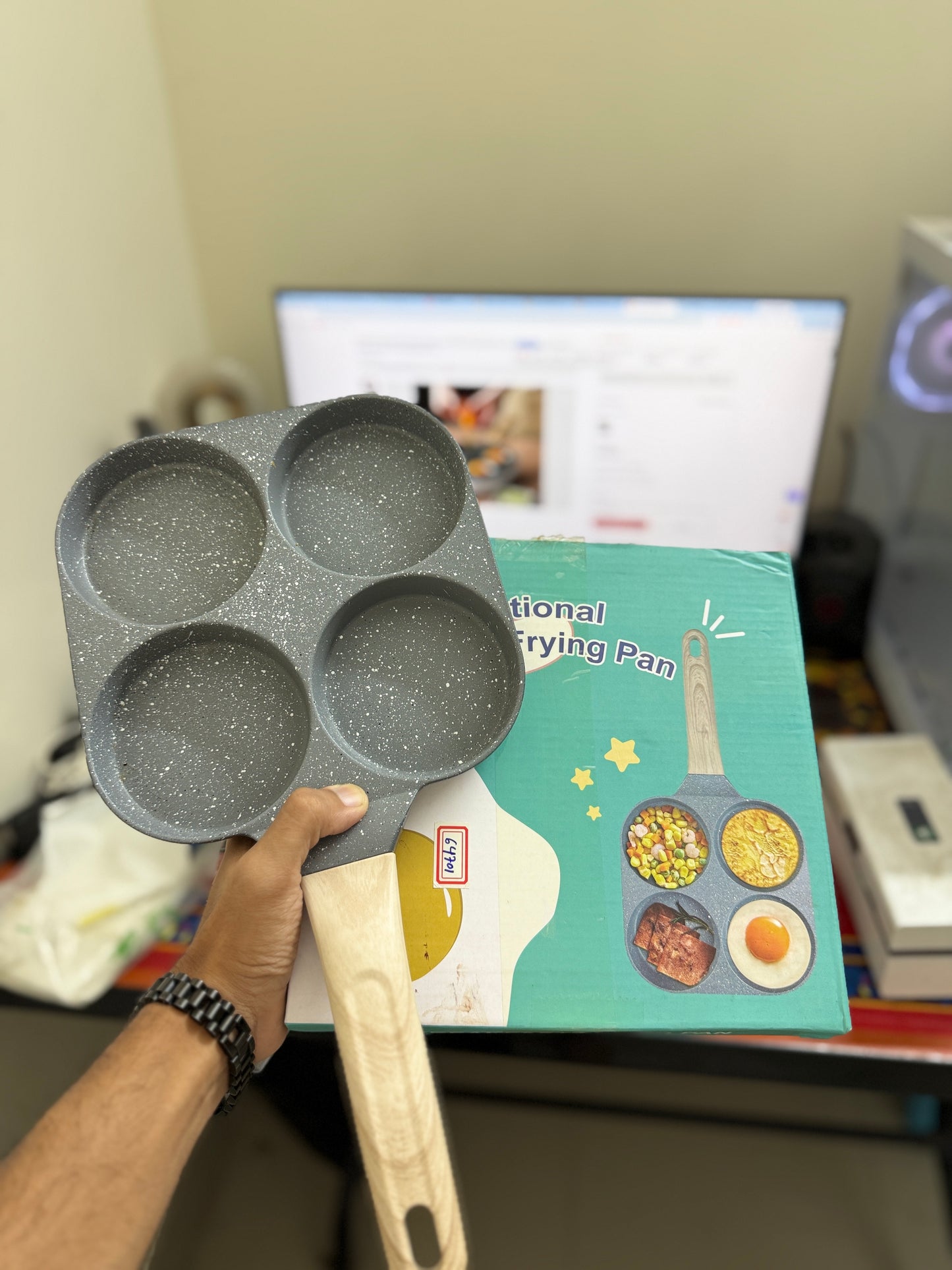 Nonstick 4-hole Frying Pan-Gas stove/ Induction